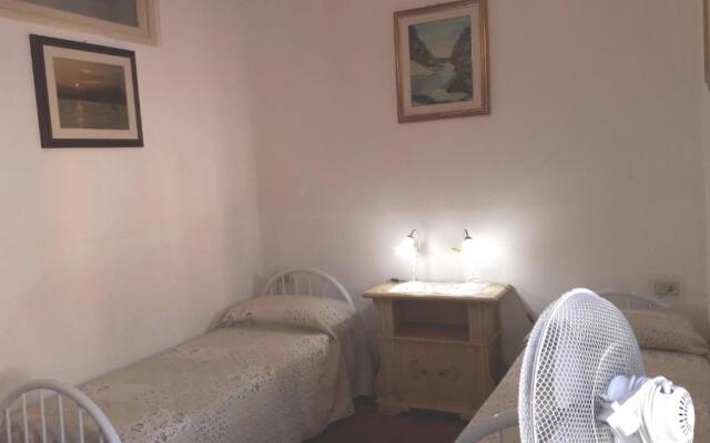 Appartamento casa vacanza Villa Paolina T02095