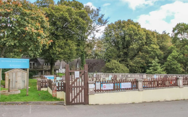 60 Valley Lodge