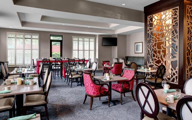 Holiday Inn Savannah Historic District by IHG
