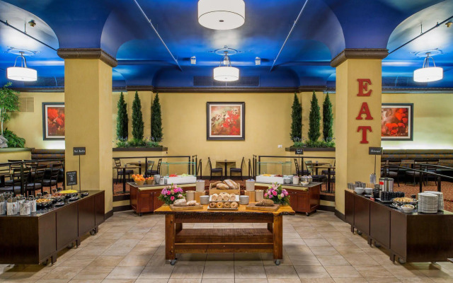 Embassy Suites by Hilton Portland Downtown