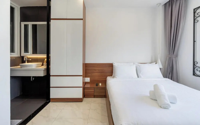 Otis Apartment - 33 Tran Ke Xuong Rooftop View