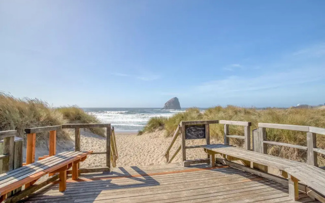 Seas The Day Pacific City