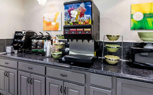 Quality Inn Knoxville