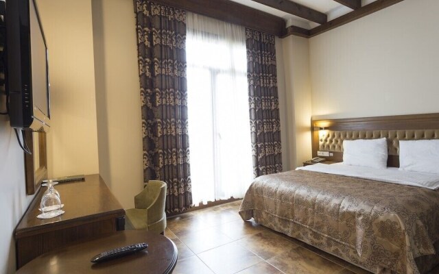 Egelia Imroz Otel