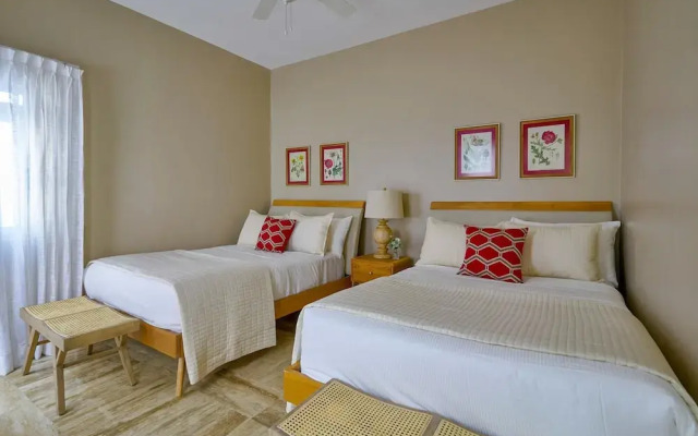 Beach Condo w Sea View B-201 Costa Atlantica