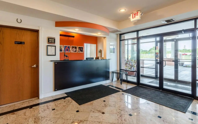 Econo Lodge Lexington