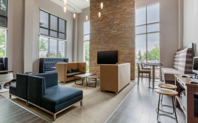 Cambria Hotel Denver International Airport