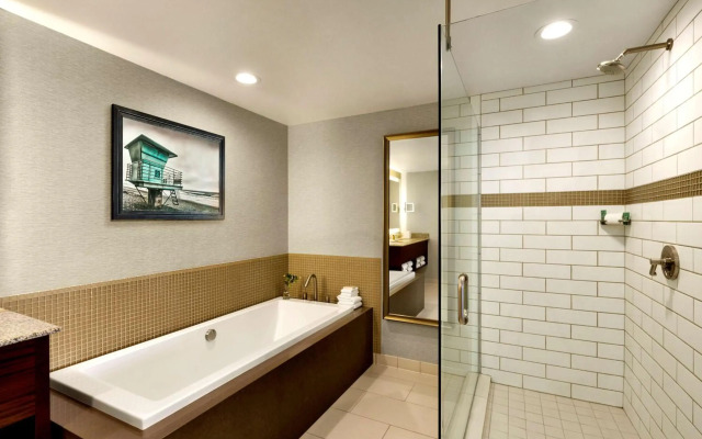 Cape Rey Carlsbad Beach, a Hilton Resort & Spa