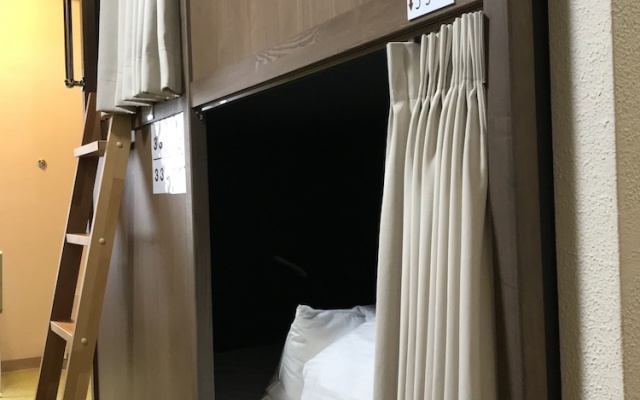 기숙사 내 침대 (여성용 기숙사) 사진 3