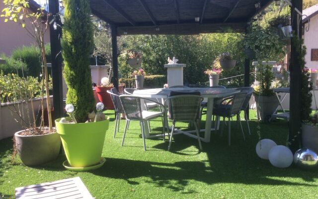 Chez Veronique Et Freddy