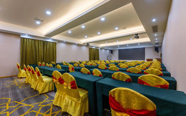 Vienna Hotel Jiangxi Leping Municipal Government