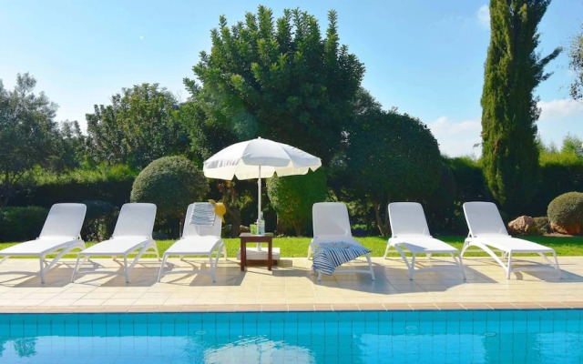 3 bedroom Villa Tala 67 with private pool and golf course views, Great for families, near Aphrodite Hills Resort village