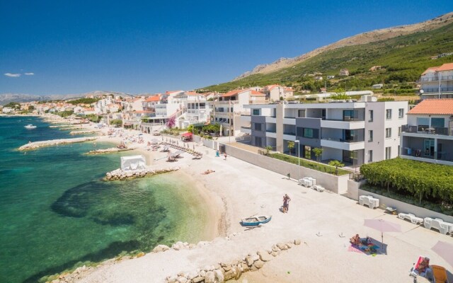 S1-spacious Studio With the sea View & use of Pool