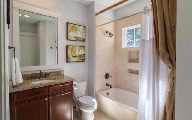 The Crystal Beach House - 1768742