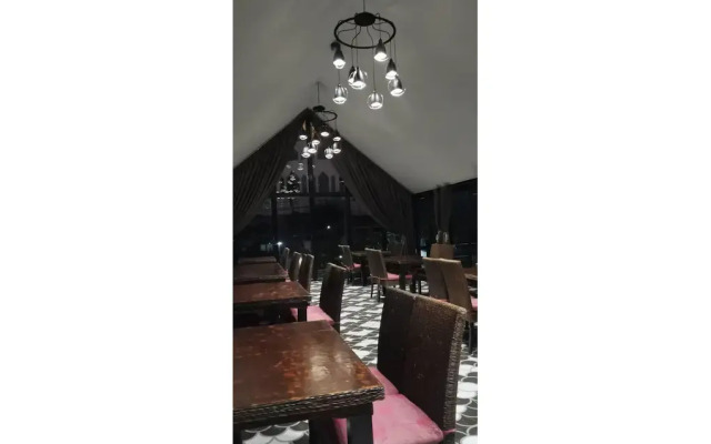 Grand Pruksa Siri Apartment