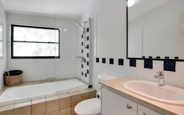 Cylinder Cove Unit 5