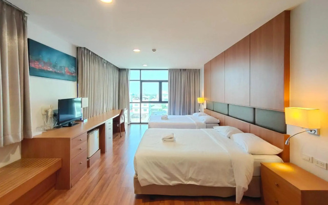 Ebina House