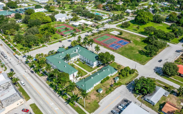 Americas Best Value Inn Historic Clewiston Inn