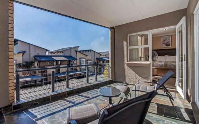 Upmarket Sandton apartment