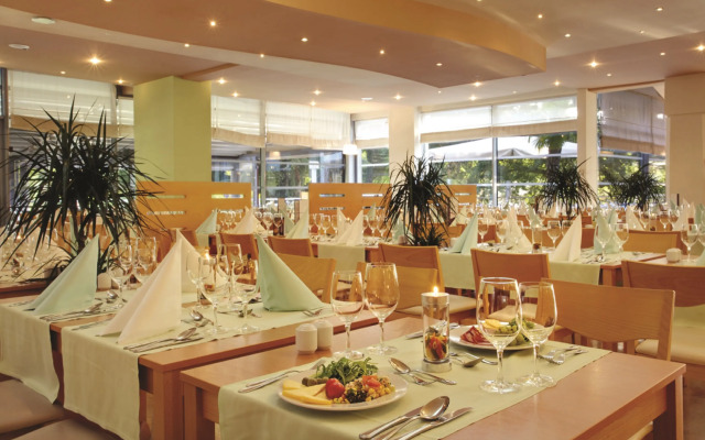 Valamar Diamant Residence