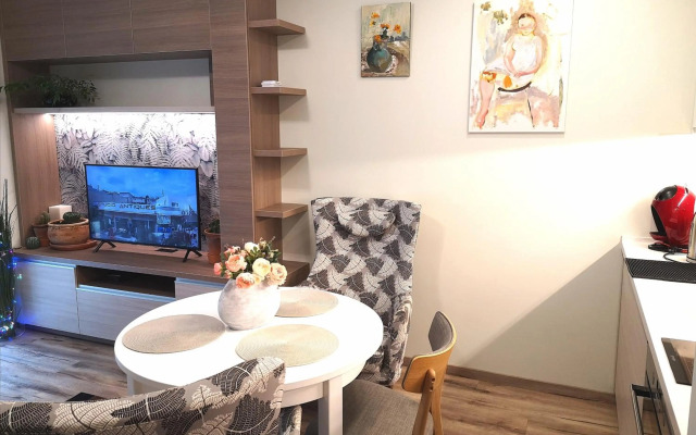 Apartment by the Linden trees