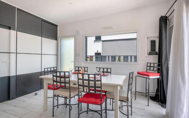 Maison moderne pour 4 personnes a Saint-Gildas-de-Rhuys