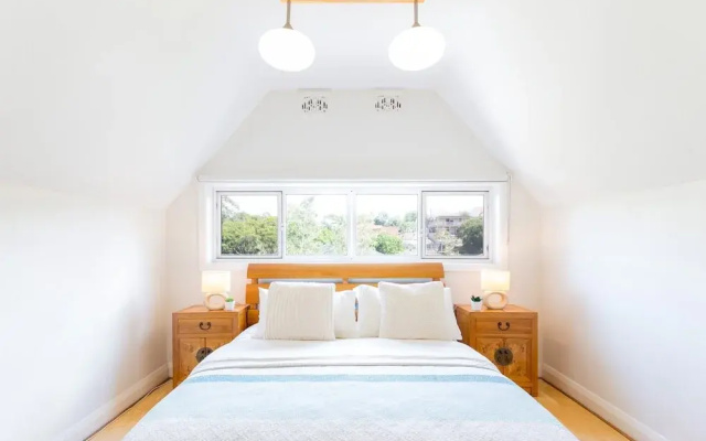 A Place to Unwind and Enjoy the Northern Beaches