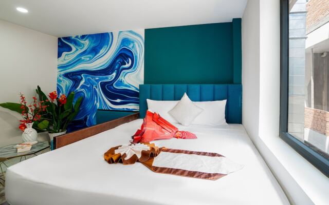 Happy Room ApartHotel