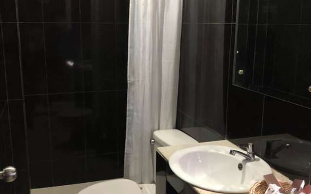 Seven Rooms Villa