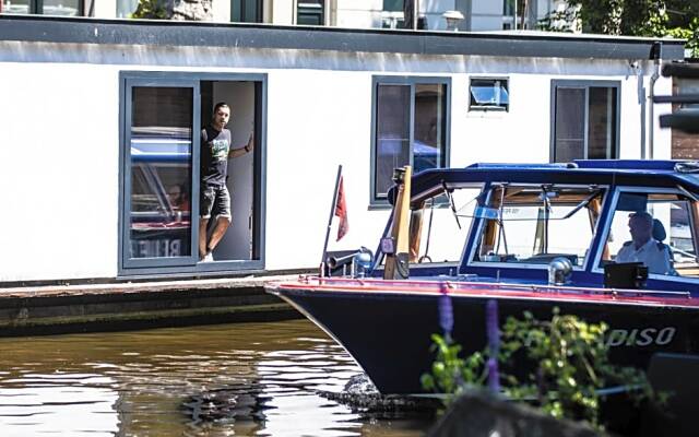 Amsterdam Houseboat amstel