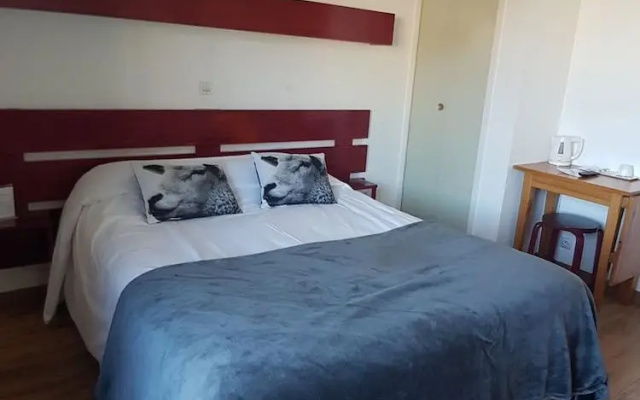 Hotel le YAKA