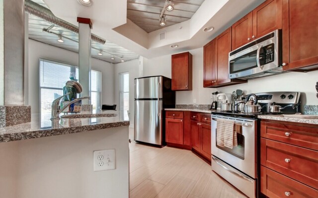 Global Luxury Suites at Whetstone Way