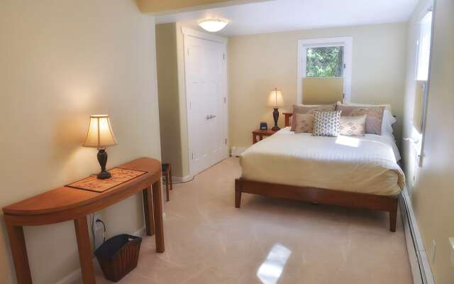 11th Avenue Bed and Breakfast