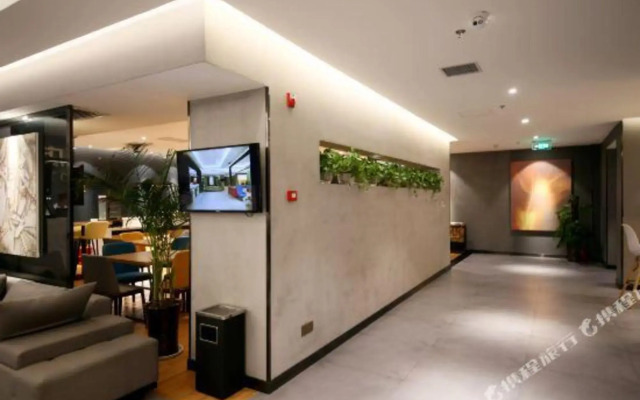 Zhanghe Hotel
