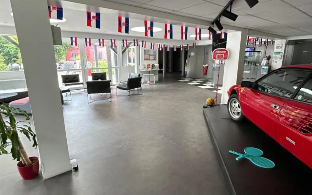 Enzo Trappes By Kyriad Direct