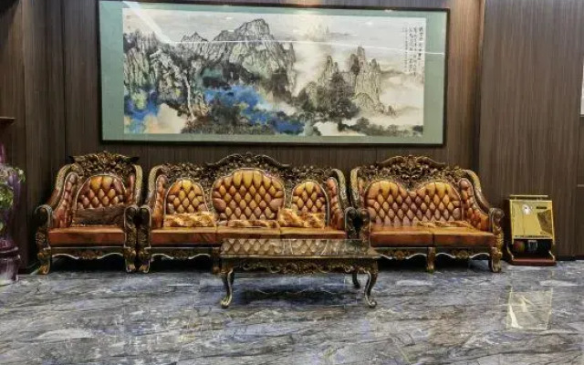 M. Huating Hot Spring Business Hotel