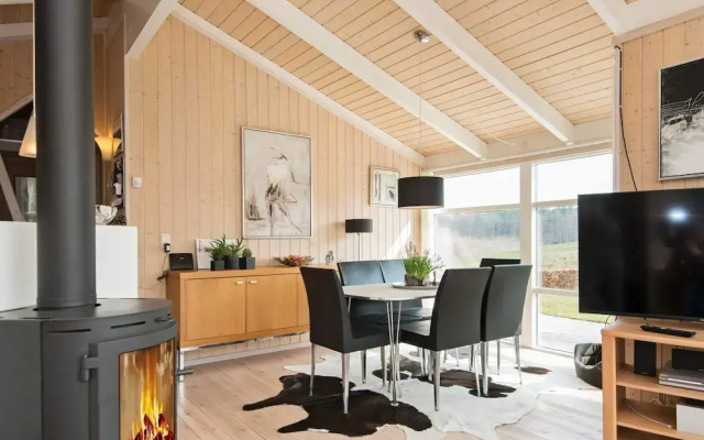 6 Person Holiday Home in Ebeltoft