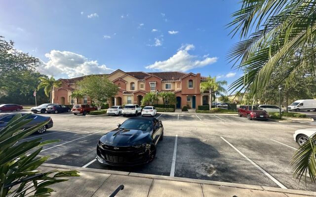 Grand Panoramic 3BR Townhouse Near Disney