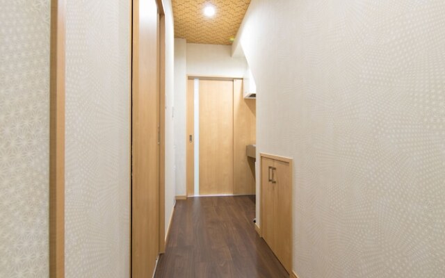 GUESTHOUSE Higasikujyou Yanagi Sitamachi