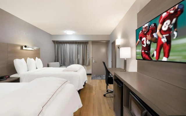 Red Roof Inn PLUS+ Chicago - Naperville