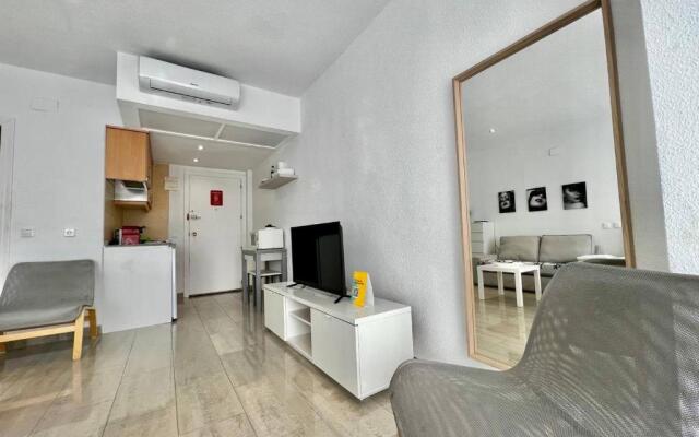 Riscal 6 by United Renters