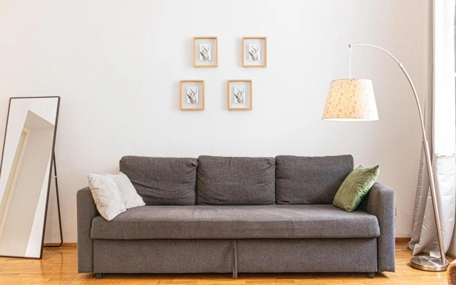 Smart 2BR Apt. Perfect for Longstays near Rennweg