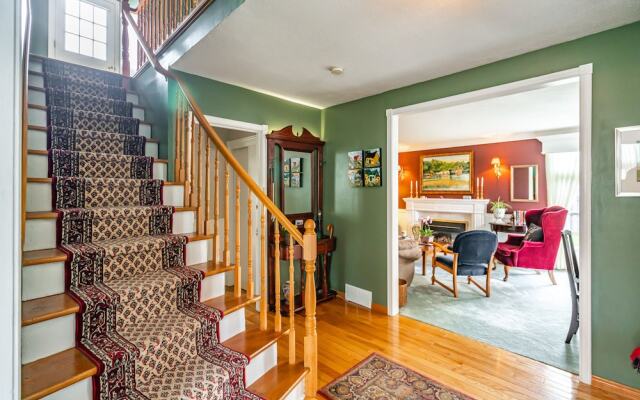 Abacot Hall Bed & Breakfast
