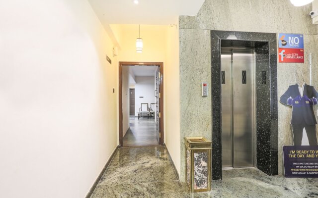 Fabhotel Frazer Suites