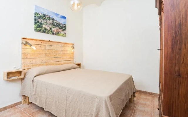 SON Alegre DE Bunyola