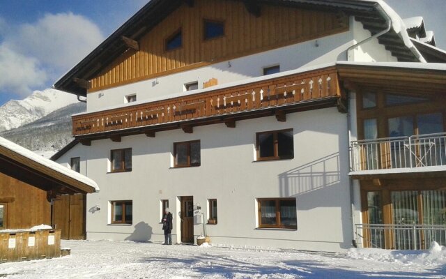 Nice Apartment in Ehrwald With 2 Bedrooms and Wifi