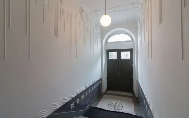 Stylish Modern Apartment in Malastrana