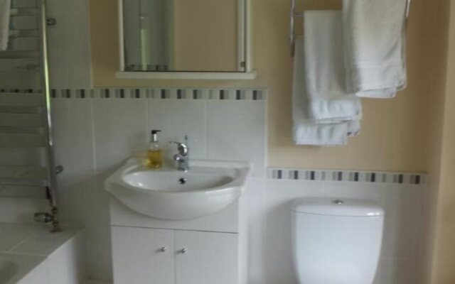 Silverwood Lodge Guest House