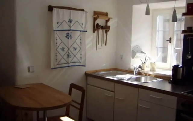 "zum Kirchenschuster"