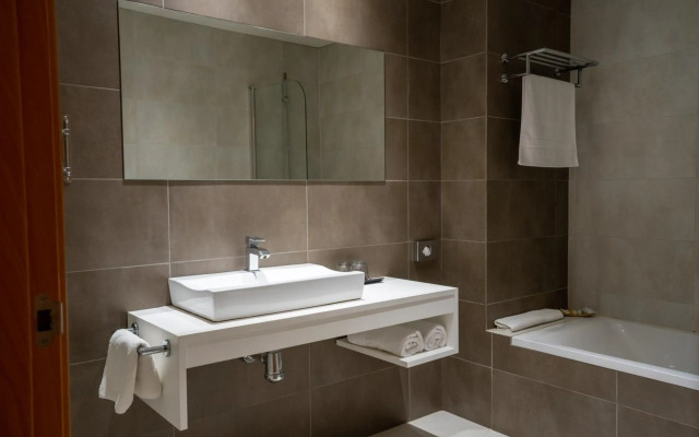 Hotel Golden Barcelona